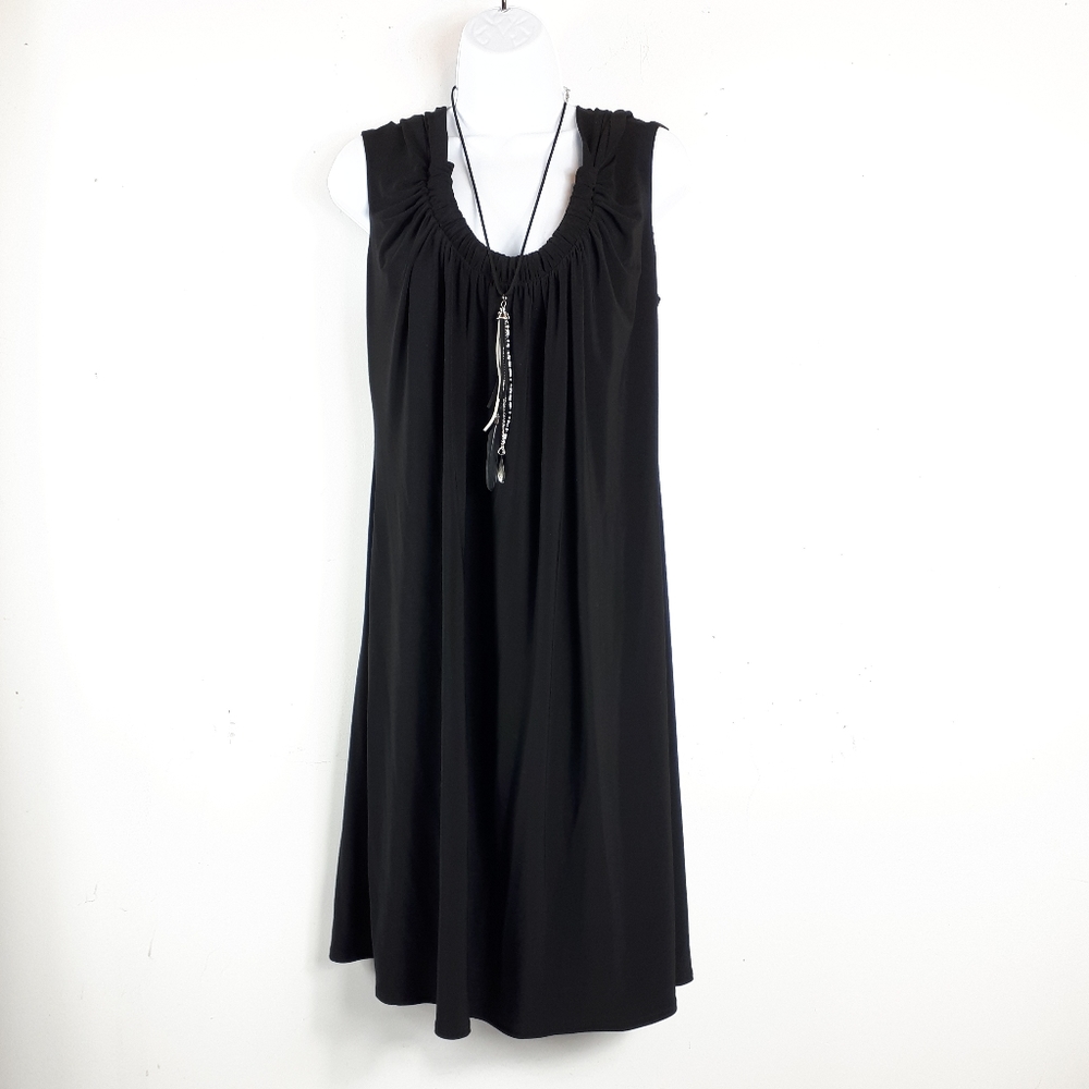 2/$15 Bandolino Black Cap Sleeve Casual Dress - Picture 1 of 4